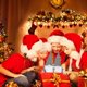 thumbnail image 4 of Decoración navideña, muñeco de peluche sueco de Papá Noel, gnomo escandinavo, regalos para niños, familia, amigos de Navidad, gnomo navideño con la, 4 of 5