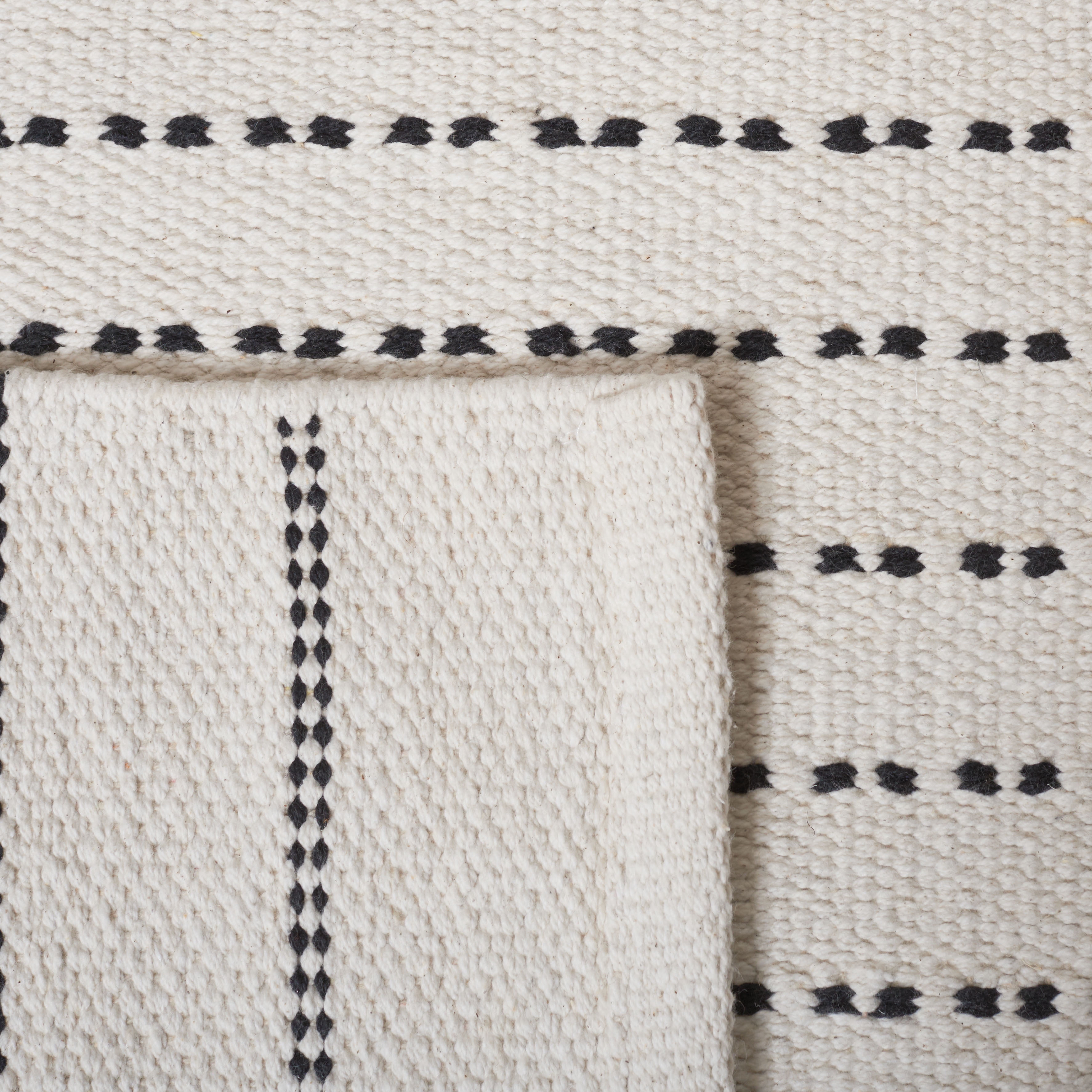 SAFAVIEH Kilim Ksenija Striped Cotton Area Rug, Ivory, 9' x 12'