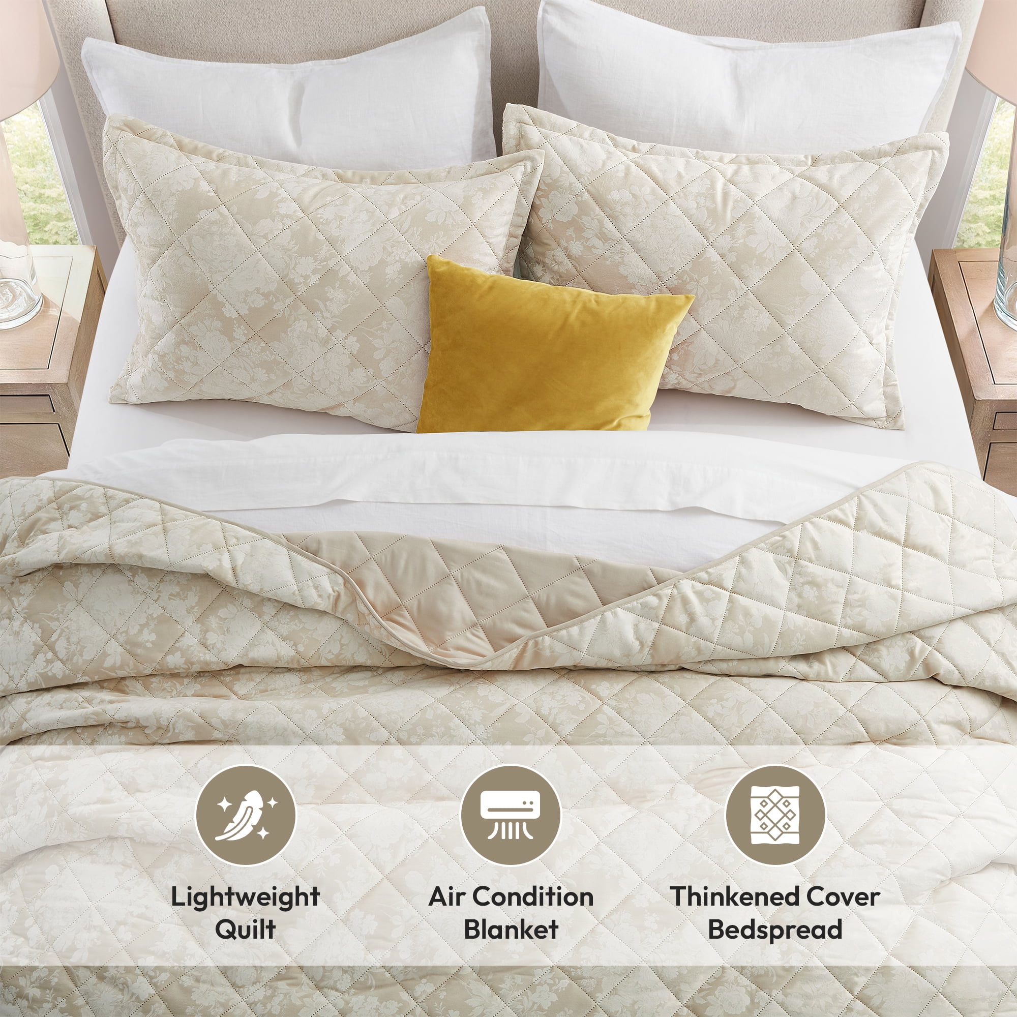 IR Imperial Rooms Luxury Velvet 2-Piece Floral Pattern Bedspread Set Ultrasonic Embossed Reversible Quilt Set Washable Bedding Twin Size Beige
