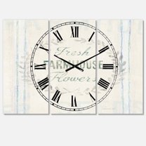 Designart 'Farmhouse Florals VIII' Farmhouse Wall Clock