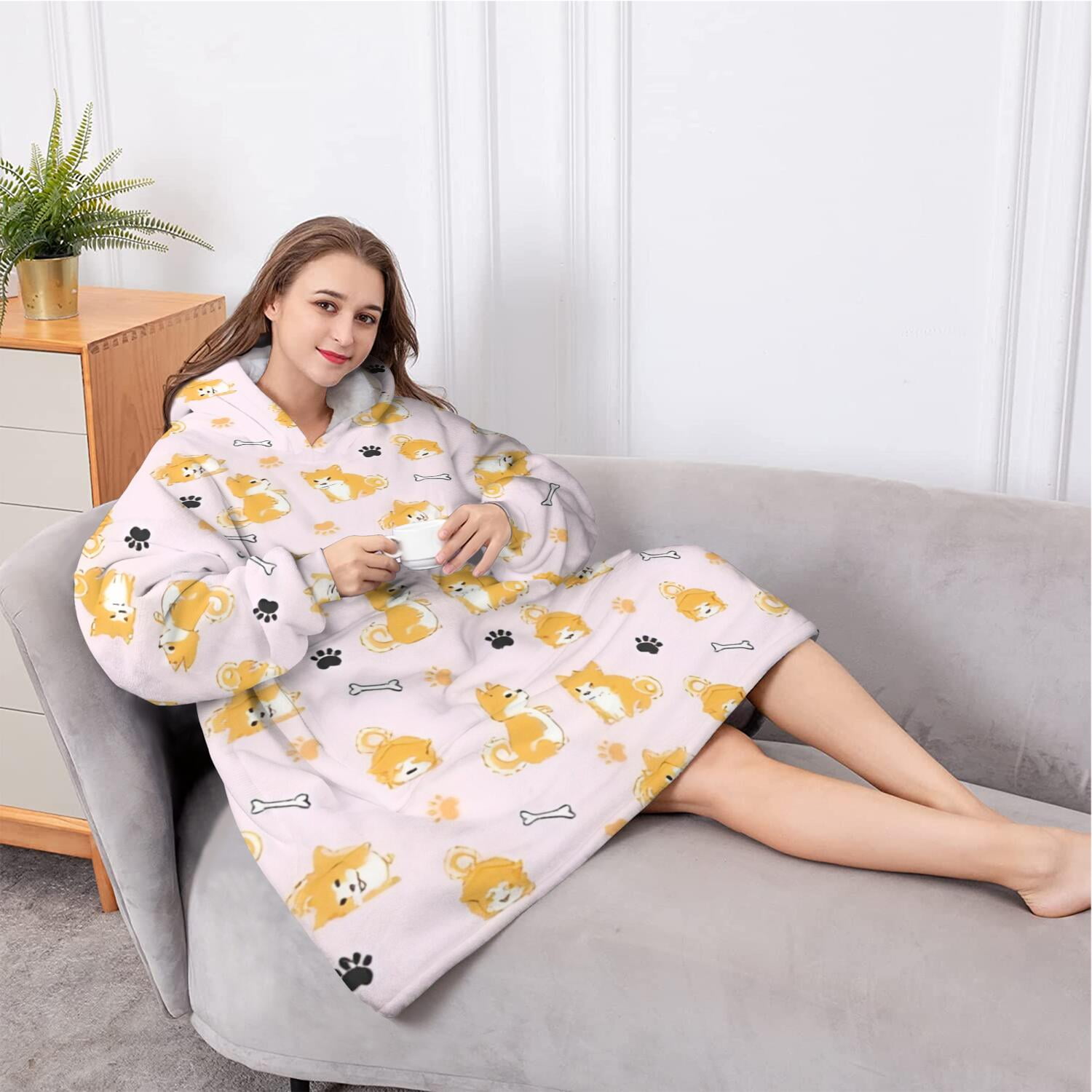 Oversized Wearable Blanket Hoodie,Cute Shiba Inu Sherpa Blanket Hoodie with Super Pockets,Super Warm Fuzzy Pullover for Women & Men