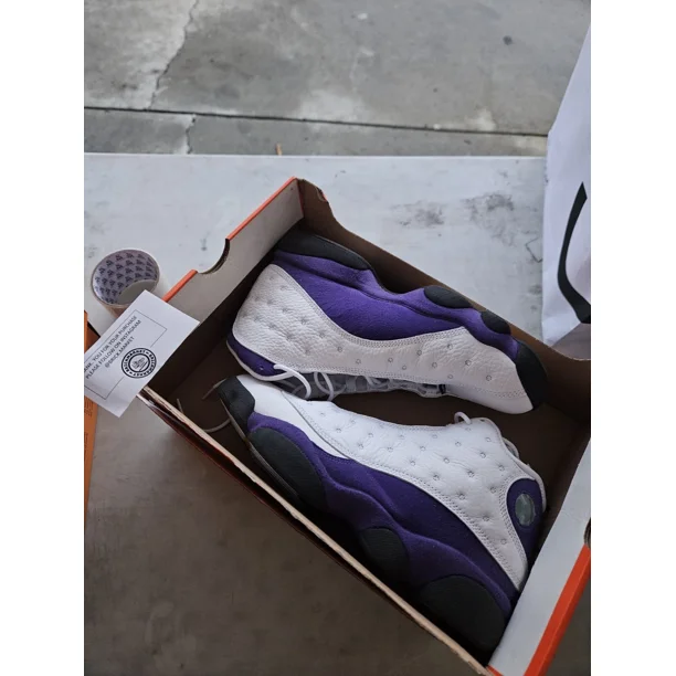 Ni - ke New SZ 9.5 Ni - ke Air Jordan Retro 13 XIII Lakers White Court Purple 414571-105