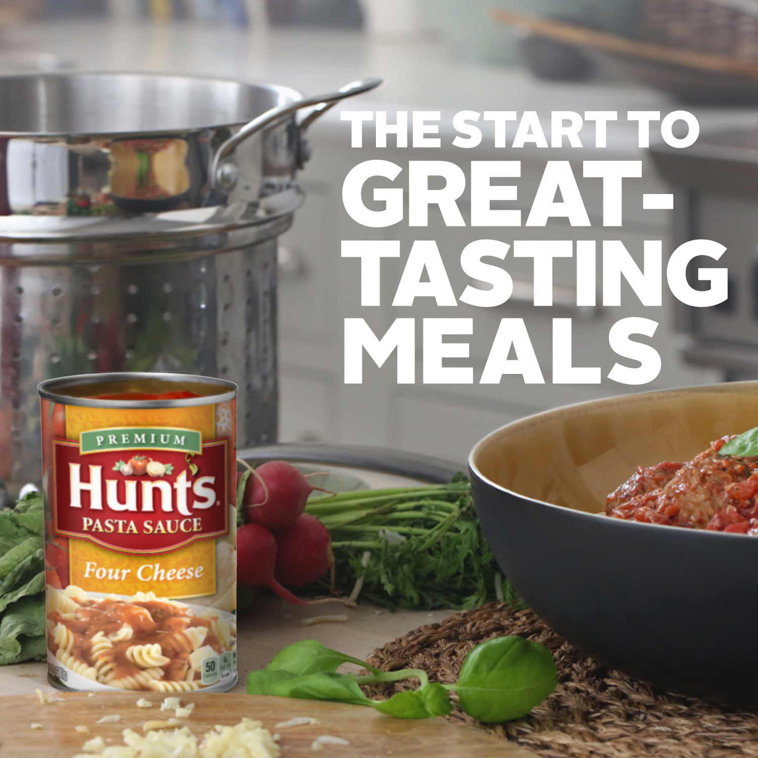 Hunt's Four Cheese Pasta Sauce, 100% Natural Tomato Sauce, Spaghetti Sauce, 24 oz Can - image 3 of 10