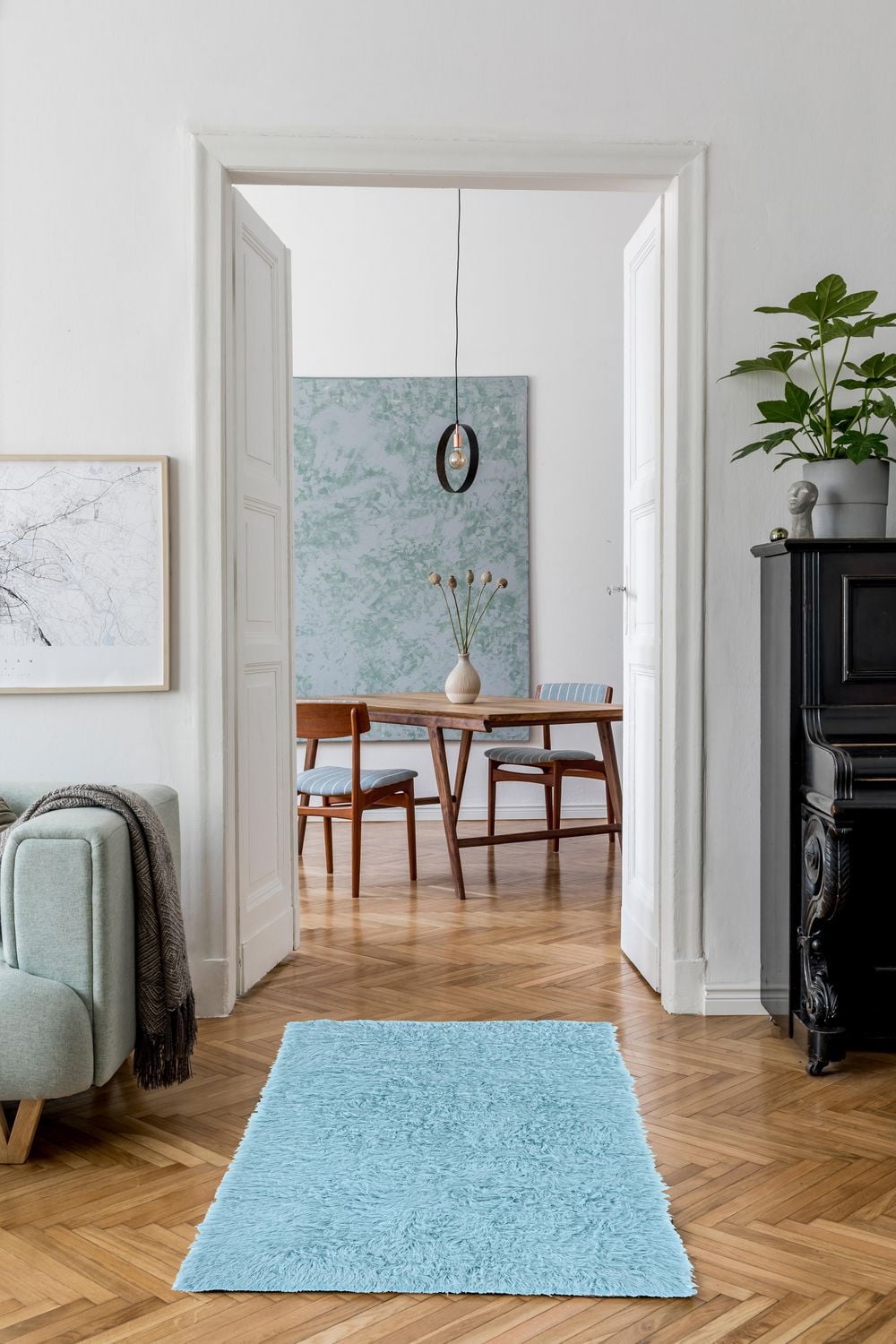 New Flokati 1400gr 2'4" x 4'8" Accent Rug, Pastel Blue