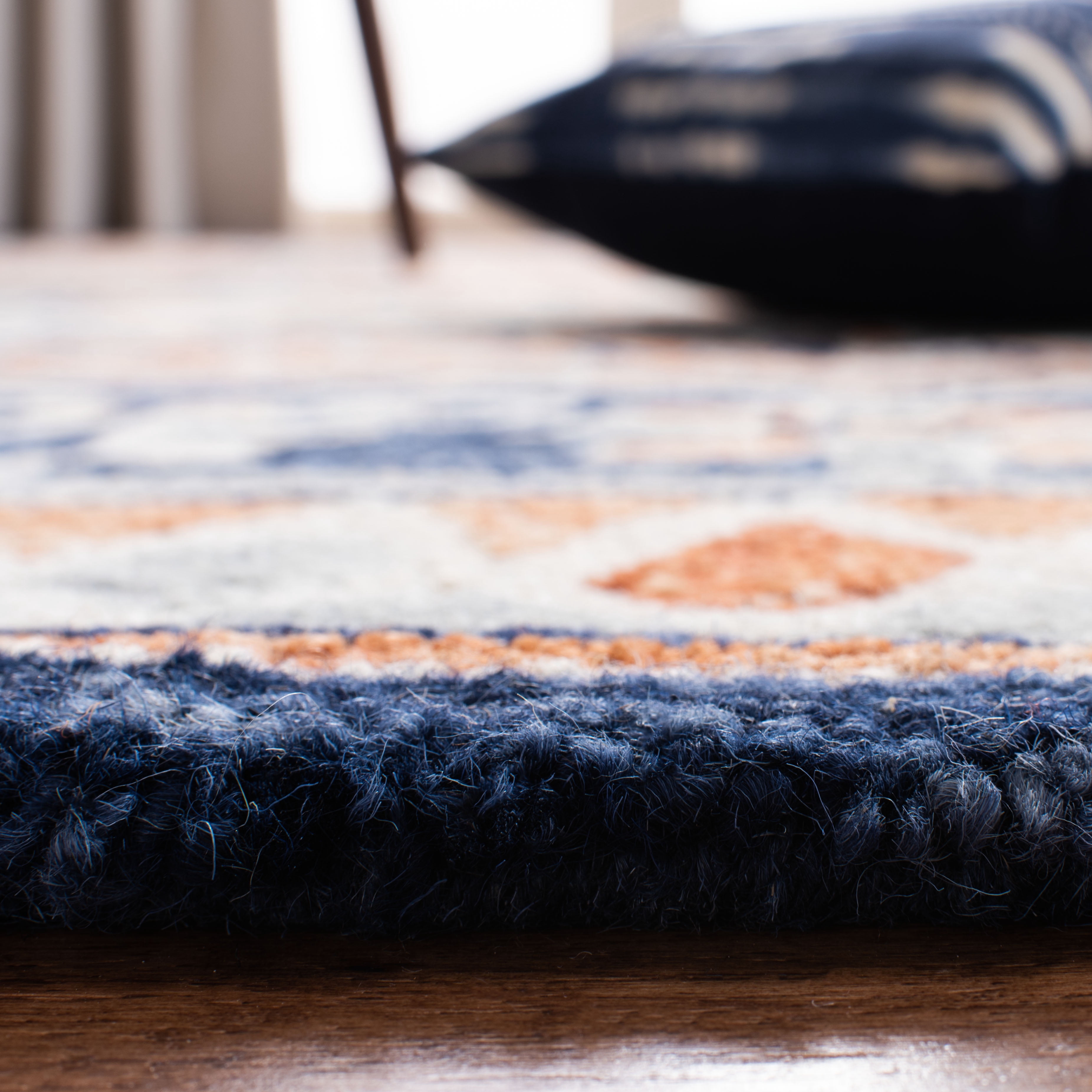 SAFAVIEH Micro-Loop Kingston Medallion Area Rug, Brown/Blue, 8' x 10'