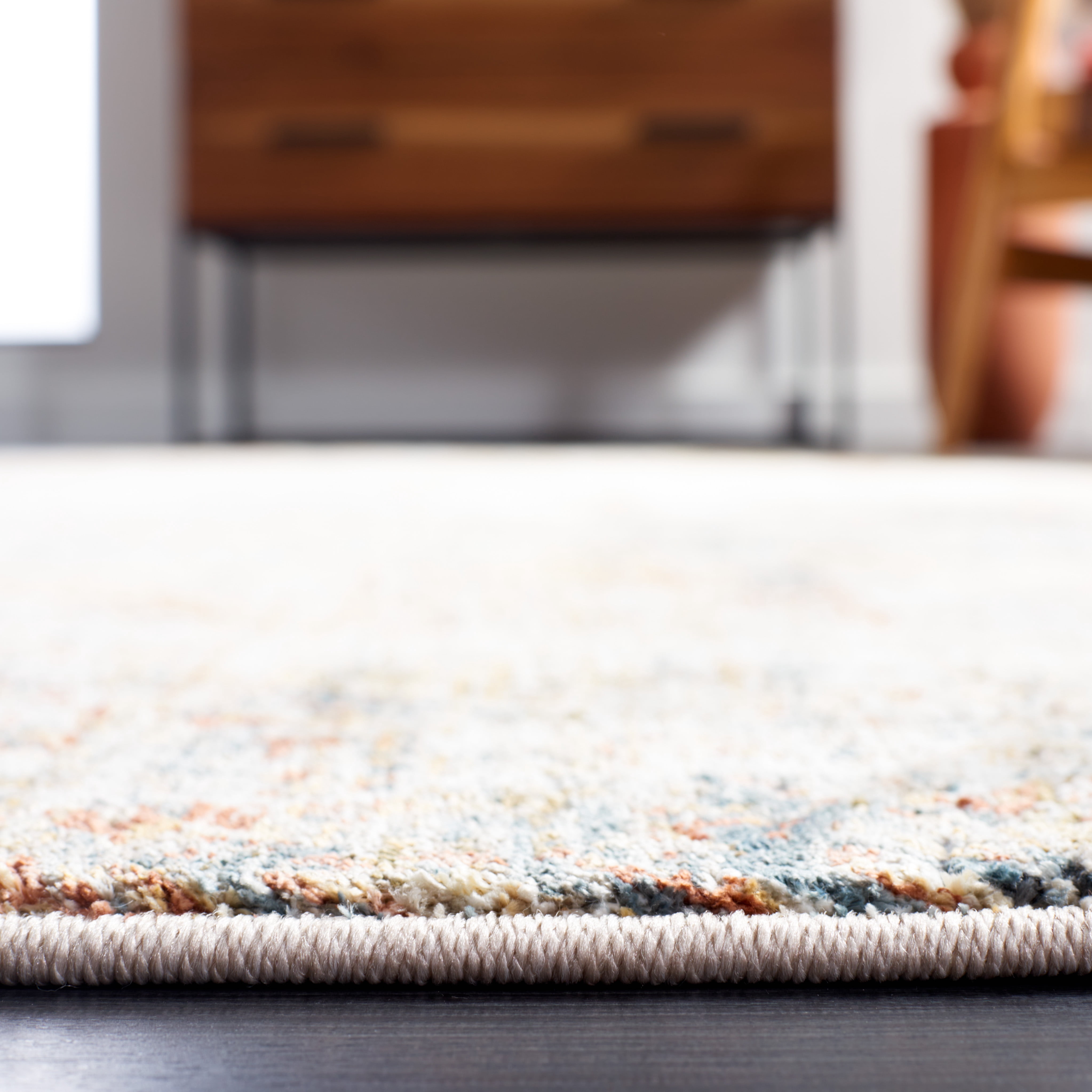 SAFAVIEH Silverado Mihail Abstract Polyester Area Rug, Rust/Blue, 6'4" x 6'4" Round