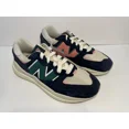 thumbnail image 2 of New Balance 57/40 Shoes Lunar New New Year U5740CNN Men's 10.5D, 2 of 6