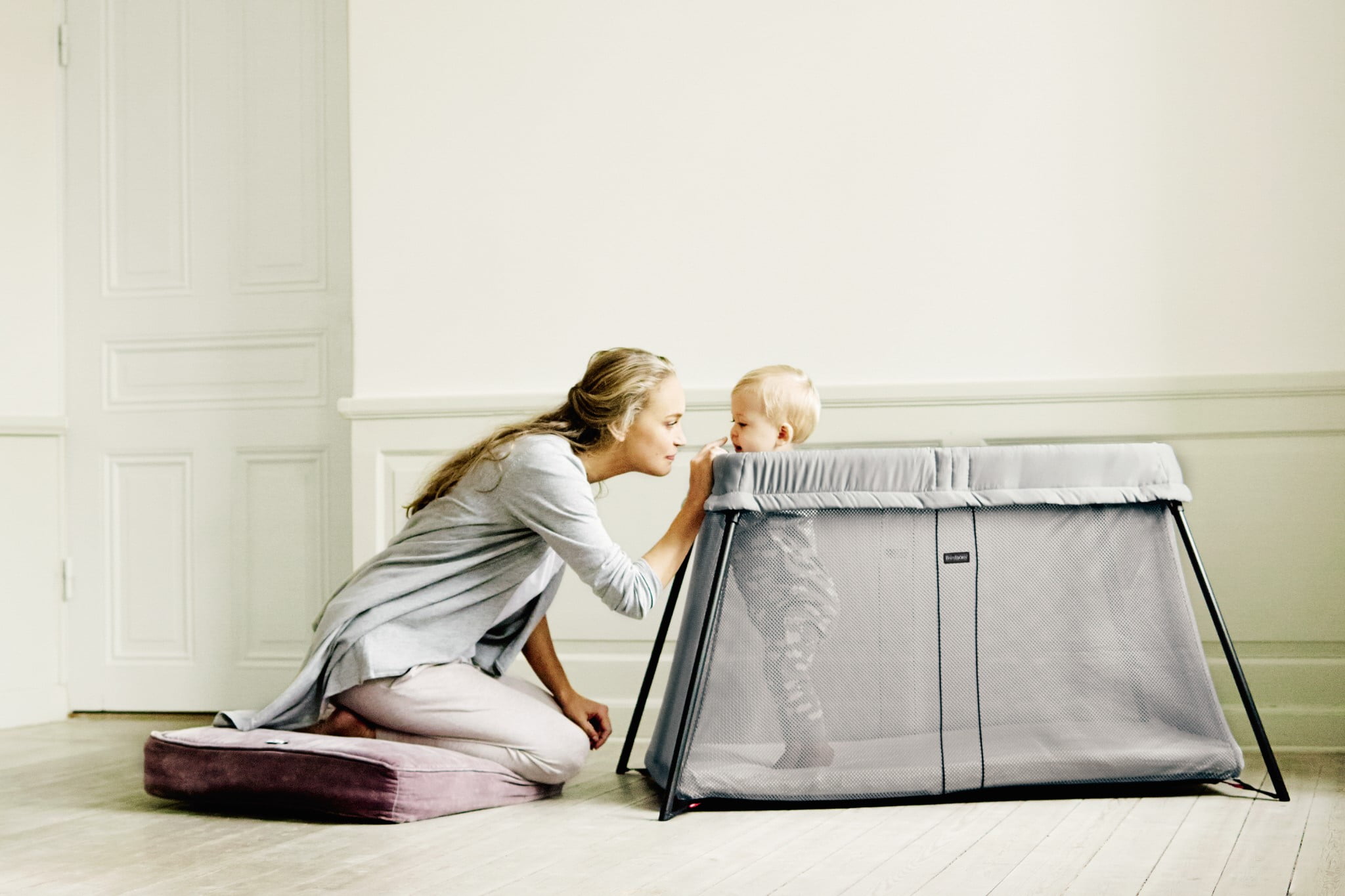 baby bjorn travel crib black