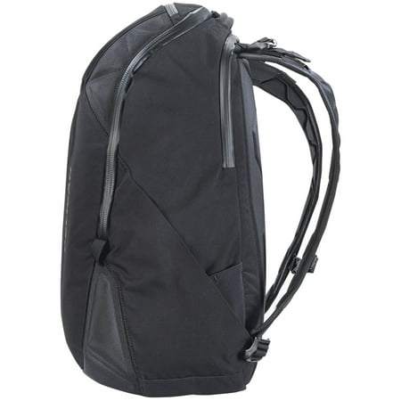 SL-MPB35-BLK 35-Liter Water-Resistant Lightweight Backpack