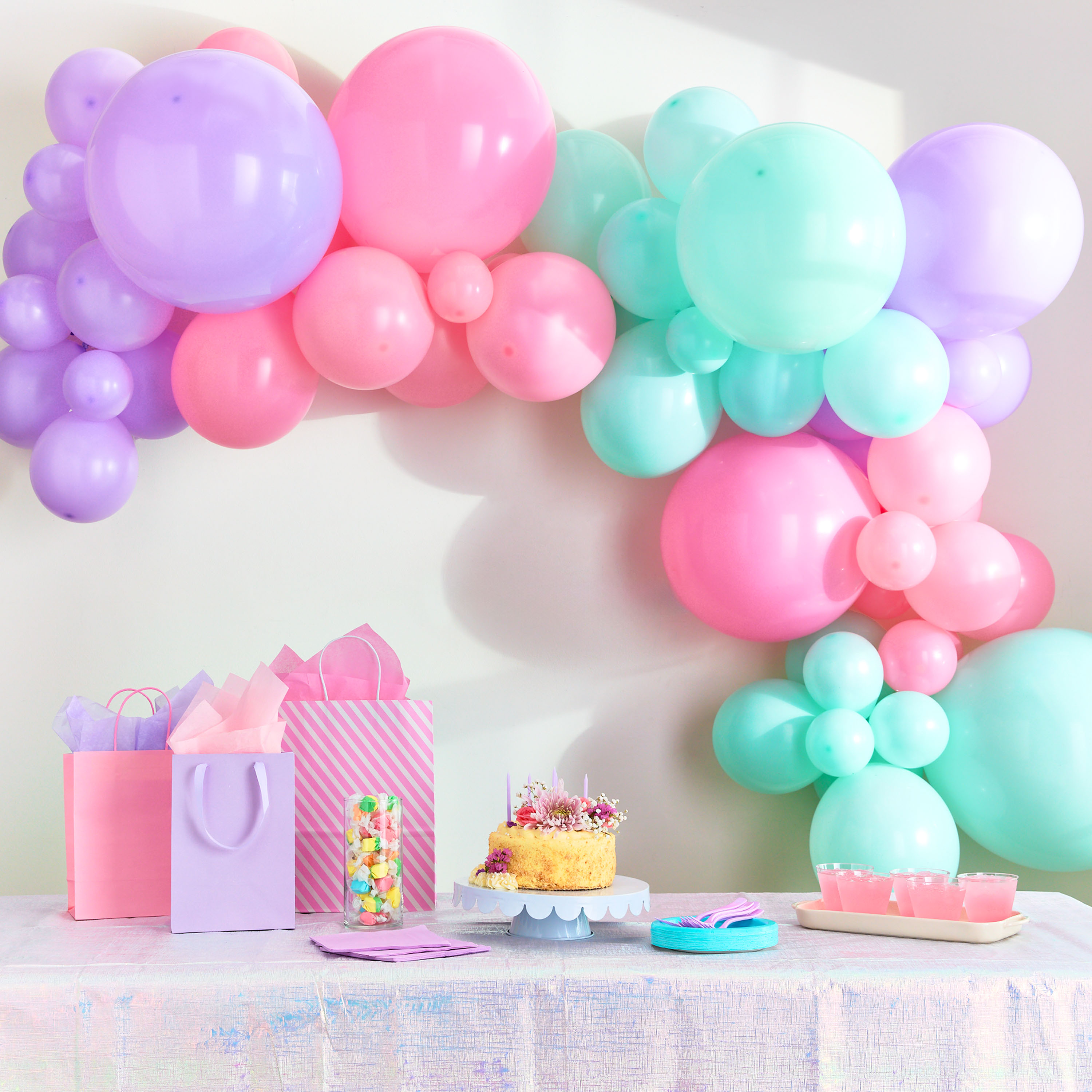 Way To Celebrate Pastel Balloon Arch Kit, 62-Piece photo 3