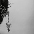 thumbnail image 3 of Las mariposas tridimensionales de las niñas cuelgan horquillas metálicas de amor,, 3 of 5