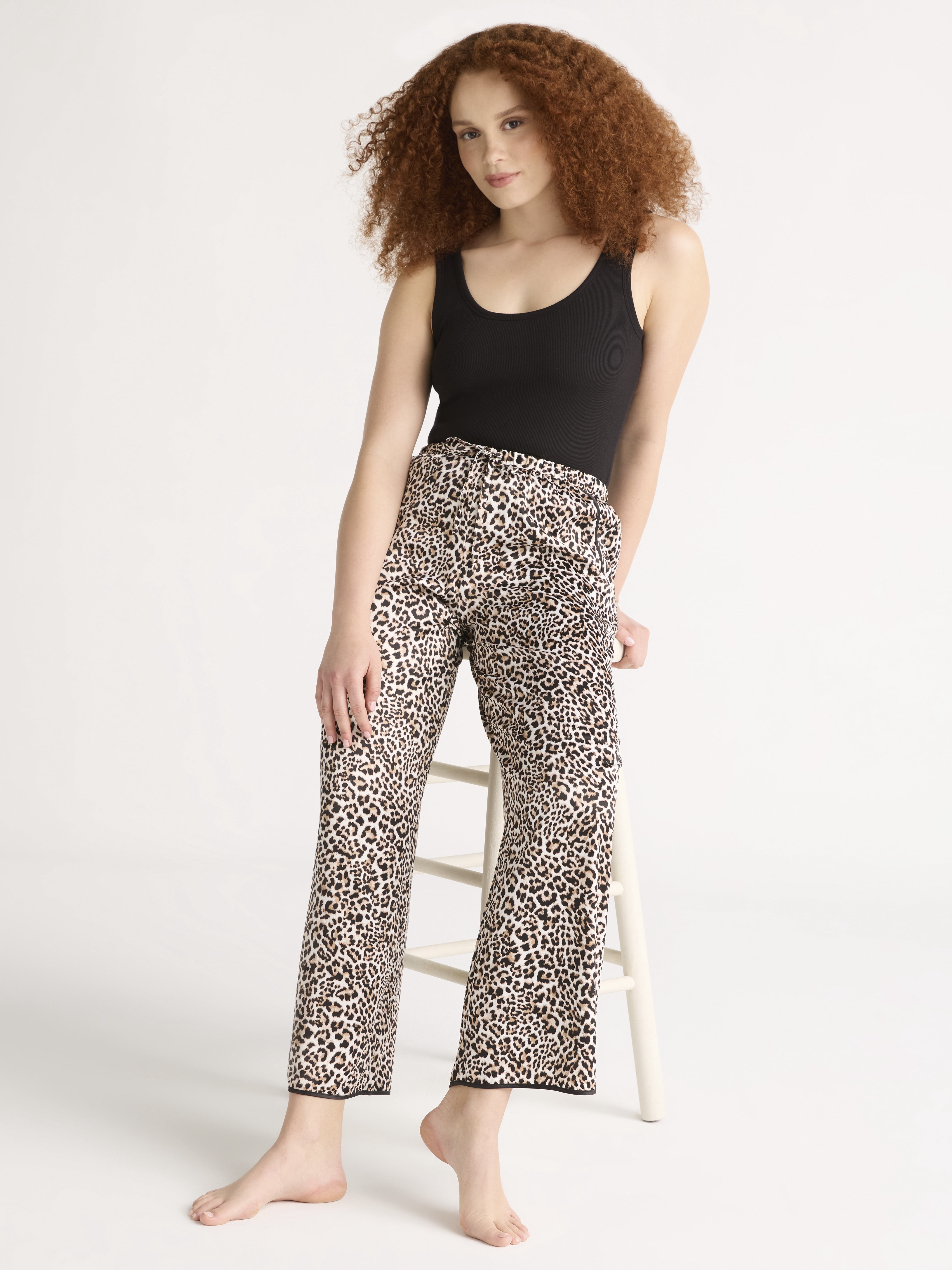 Joyspun Women’s Satin Pants, 28'' Inseam, Sizes XS-3X