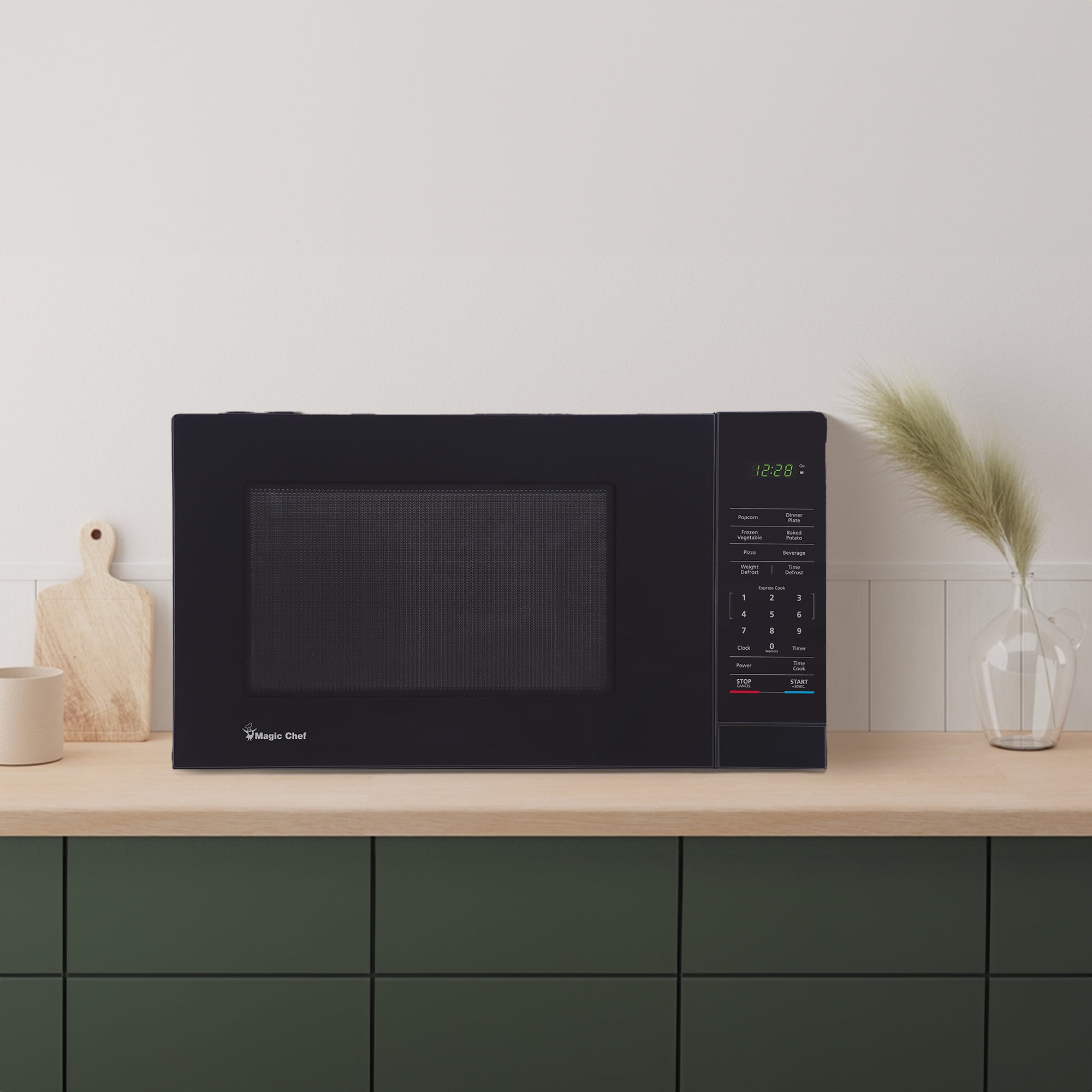 Magic Chef MC110MB Countertop Microwave Oven, 1,000 Watts, Black