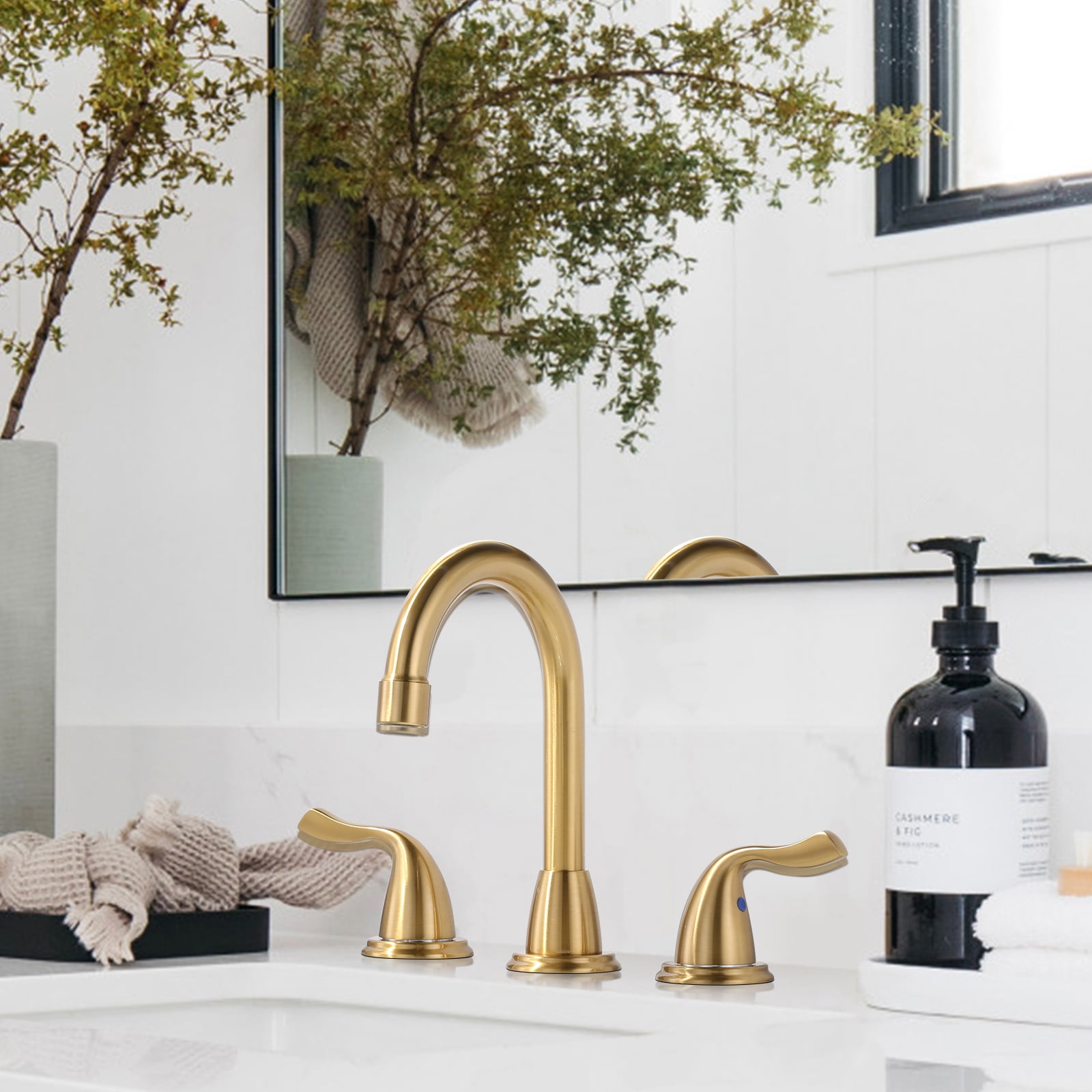 Gold Bathroom Faucet, WOWOW 8 Inch Widespread Bathroom Faucet 3 Hole, 2 Handles Bathroom Sink Bathroom with Drain Assembly, Brushed Gold Faucet for Bathroom Sink