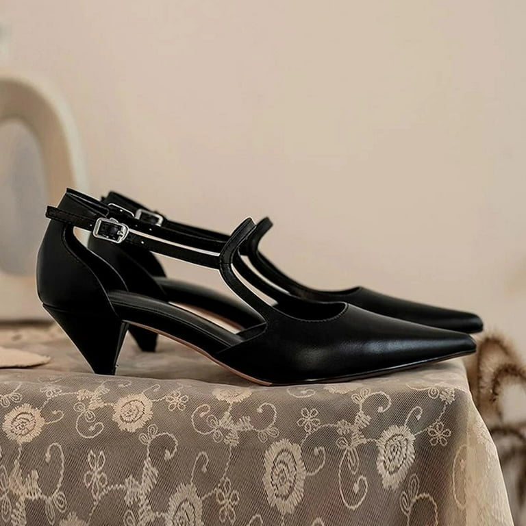 Black closed toe kitten heels cheap