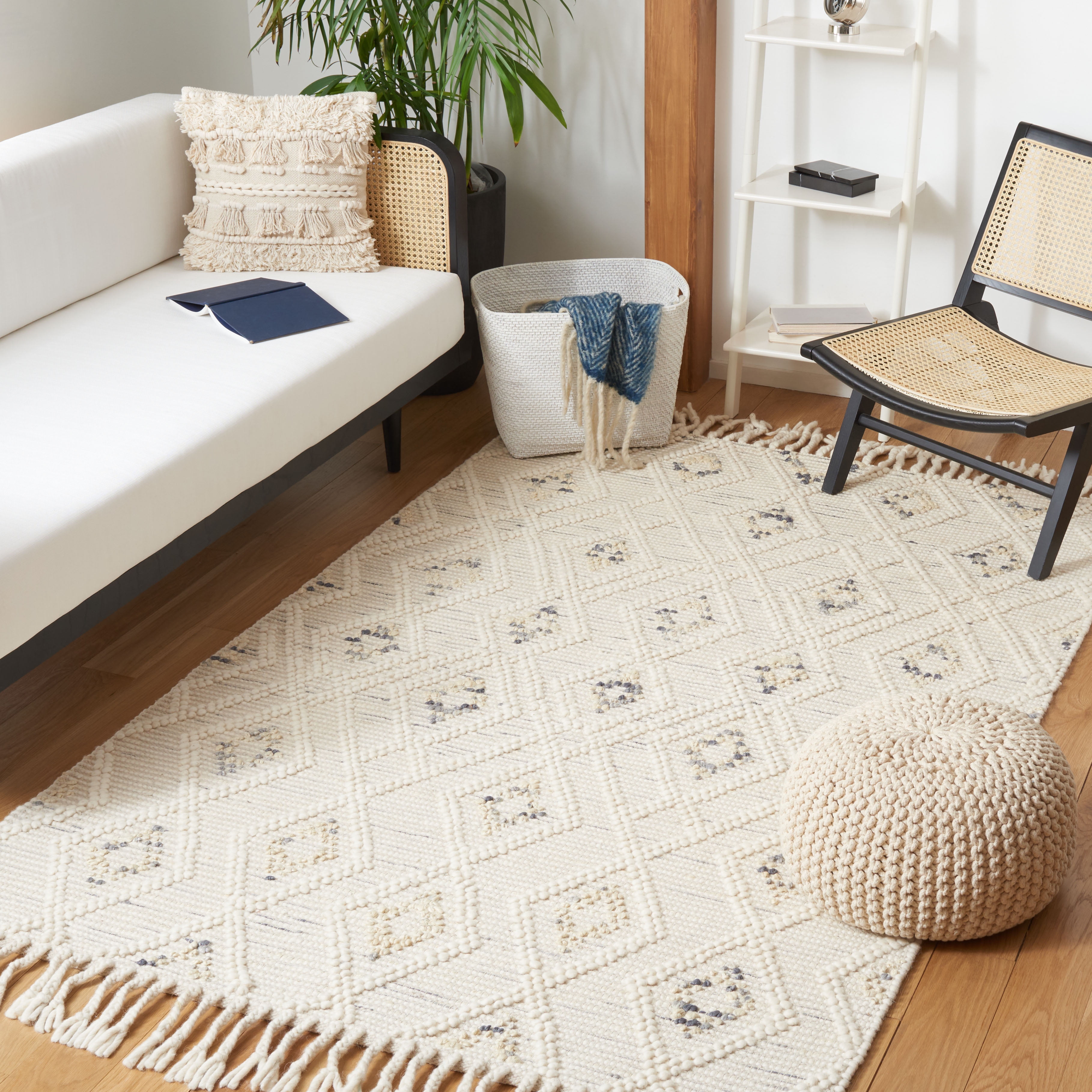 SAFAVIEH Natura Merrill Diamond Area Rug, Ivory/Grey, 3' x 5'