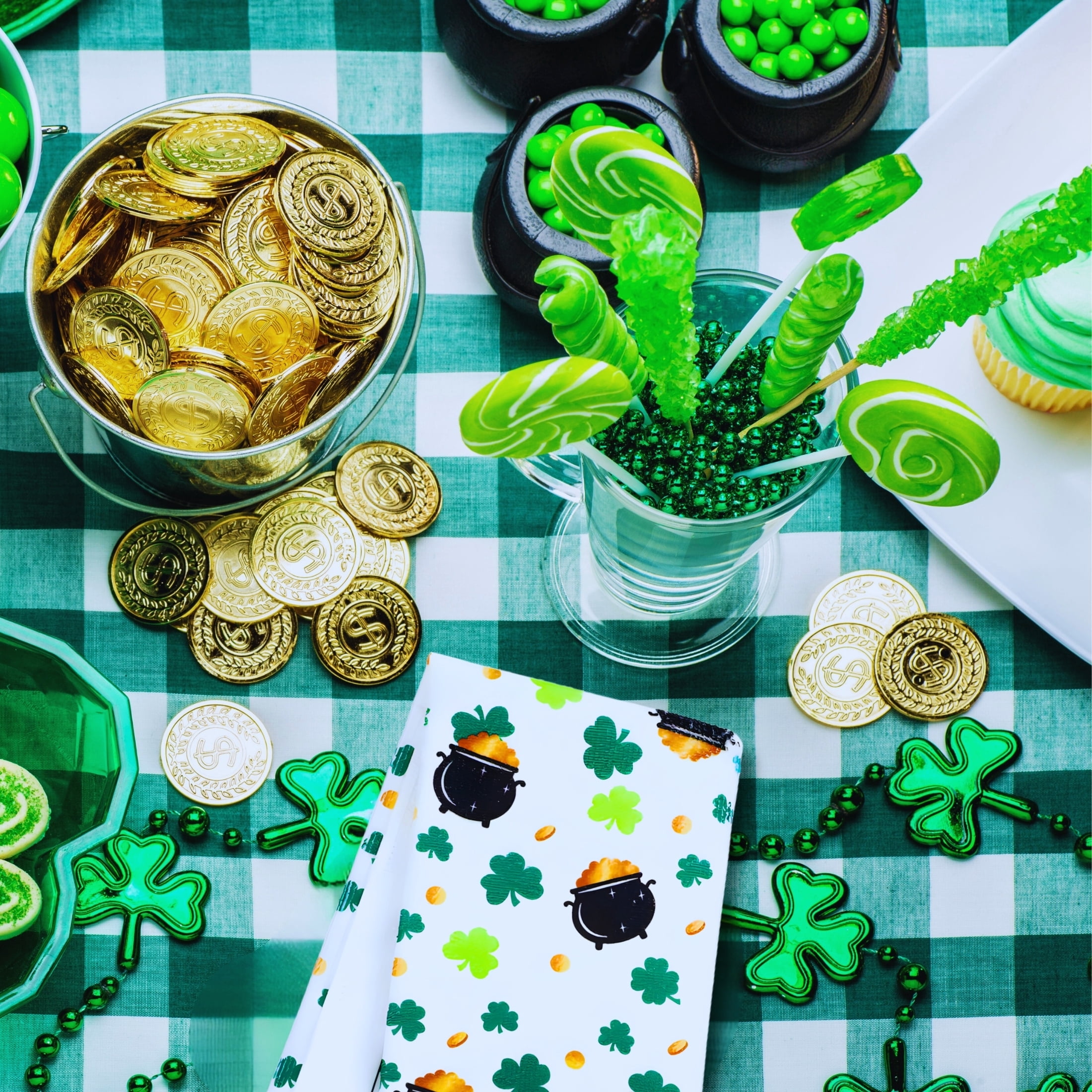 3-Pack St. Patrick’s Day Kitchen Towel Set, 15 x 25 in Shamrock & Irish Luck Dish Towels Reusable Absorbent Seasonal Home Décor Housewarming Gift