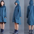 thumbnail image 3 of Bearachild Chubasquero impermeable y ligero para mujer, con capucha, para exteriores, senderismo, chaqueta larga, Poncho Paraguas de lluvia Azul marino METRO Bearachild JJ13982-05, 3 of 4