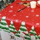 thumbnail image 5 of Mantel Desechable Navideño para Fiestas Navideñas, con Diseño de Muñeco de Nieve y Plástico Pe, Resistente Al Agua y Al Aceite, 137 X 274 Cm (54 X 108 Pulgadas)., 5 of 6