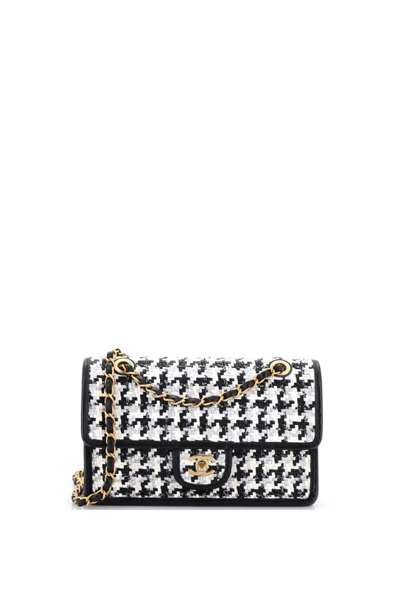 Pre-Owned Classic Single Flap Bag Woven Lambskin and Viscose Small By Rebag