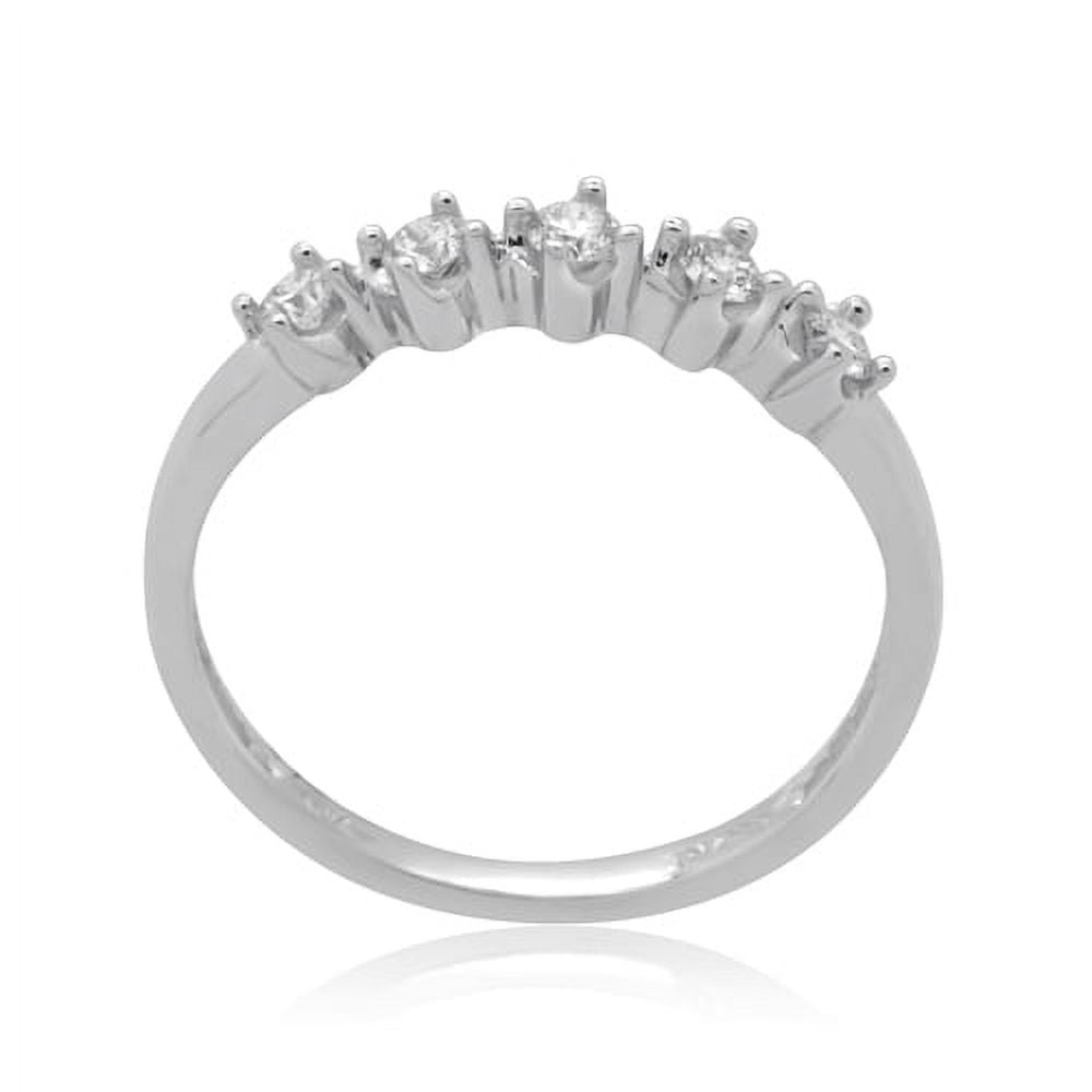 10K White Gold 0.25 CTTW Diamond Band