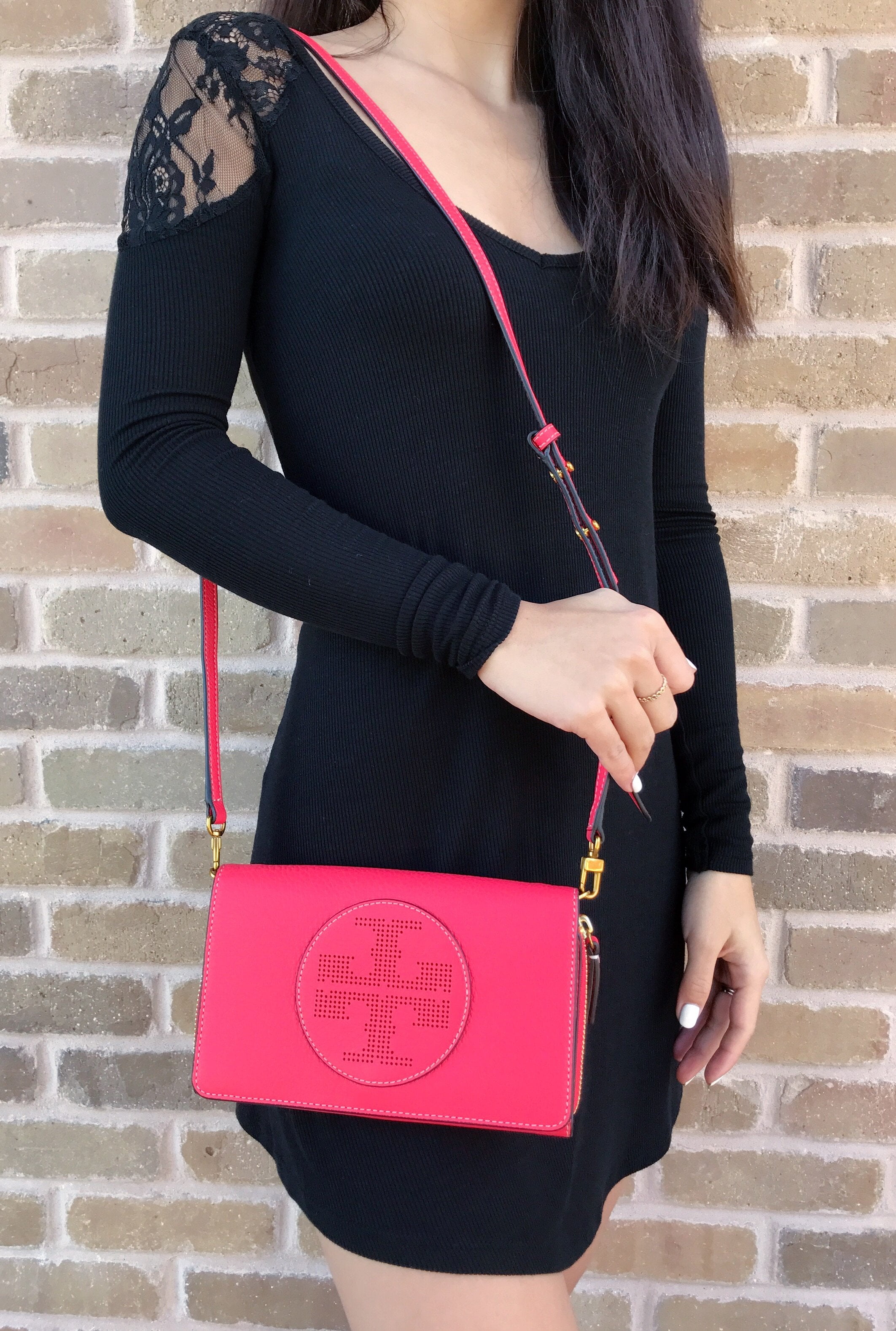 Tory Burch - NWT Tory Burch Perforated Logo Flat Wallet Leather