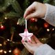thumbnail image 5 of Bolas navideñas de 3 piezas, bolas decorativas, decoraciones colgantes navideñas, diseño de ambiente festivo, material de espuma, 5 of 6