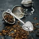thumbnail image 4 of KAKOWELY Cuchara infusora de té de acero inoxidable con forma de corazón, colador y filtro., 4 of 4