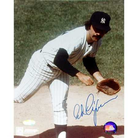 Ed Figueroa Autographed NY Yankees Pitching 8x10 Photograph