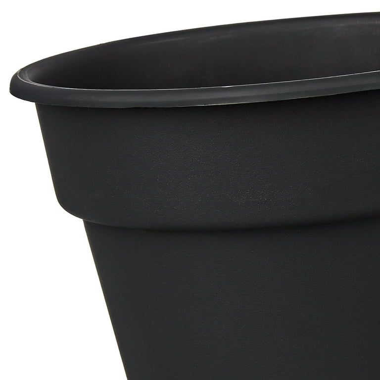 Mainstays Flint Resin Planter, Rich Black, Indoor and Outdoor