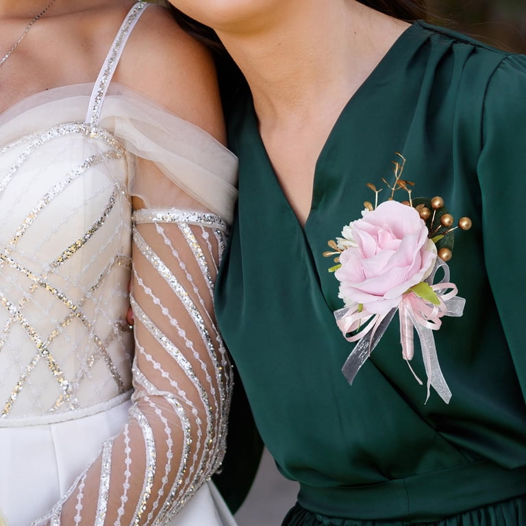 boutonniere for green dress Conrad Boutonniere