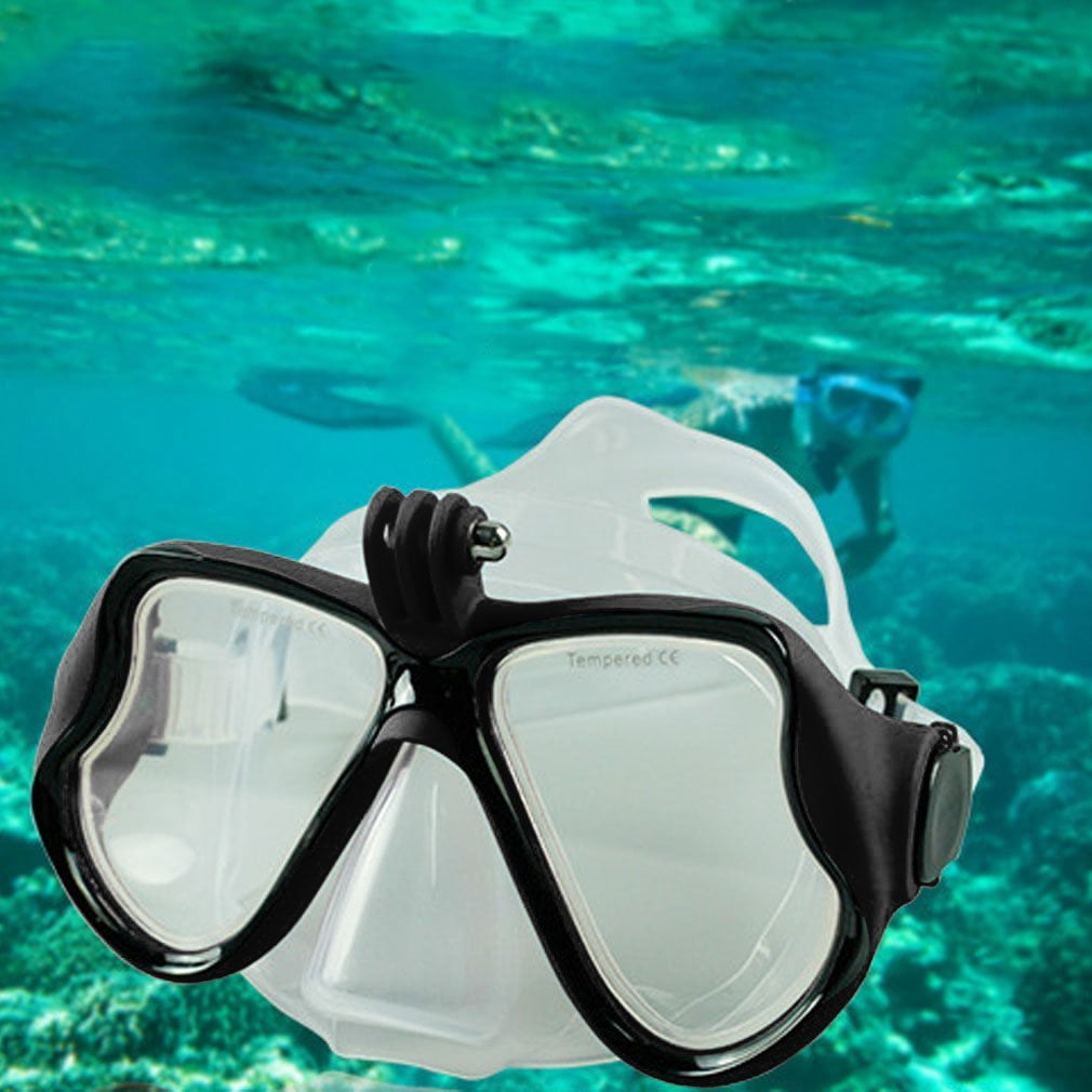 goggles underwater