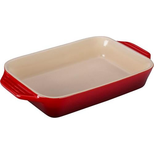 Le Creuset 7Inch x 10.5Inch Rectangular Baking Dish in Cherry