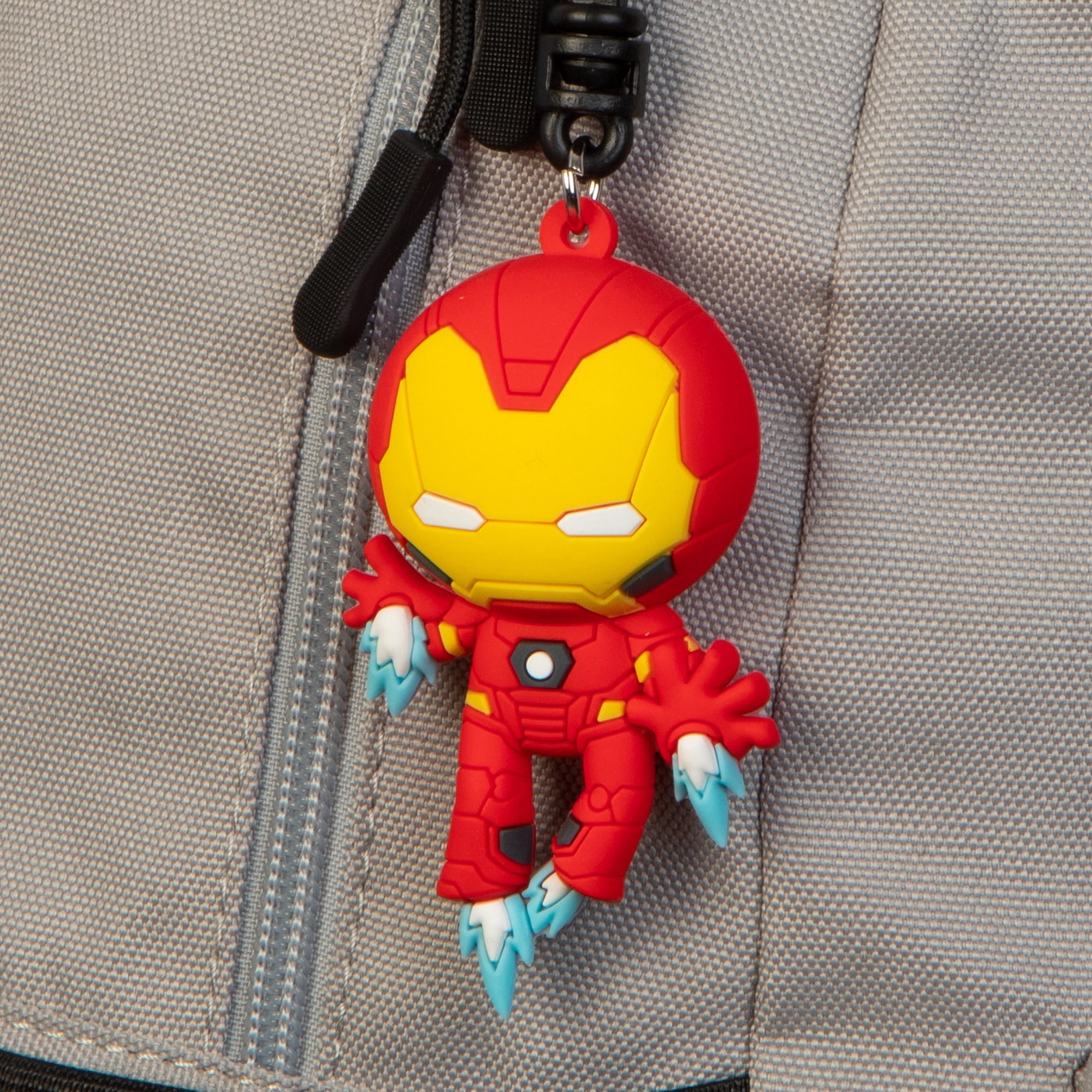 Disney: Backpack Clip Blind Bag - Marvel Comics - 3" Mystery Collectible Figure, 3D Sculpt Characters, Metal Clip & Chain, Surprise Asstd Licensed Toy