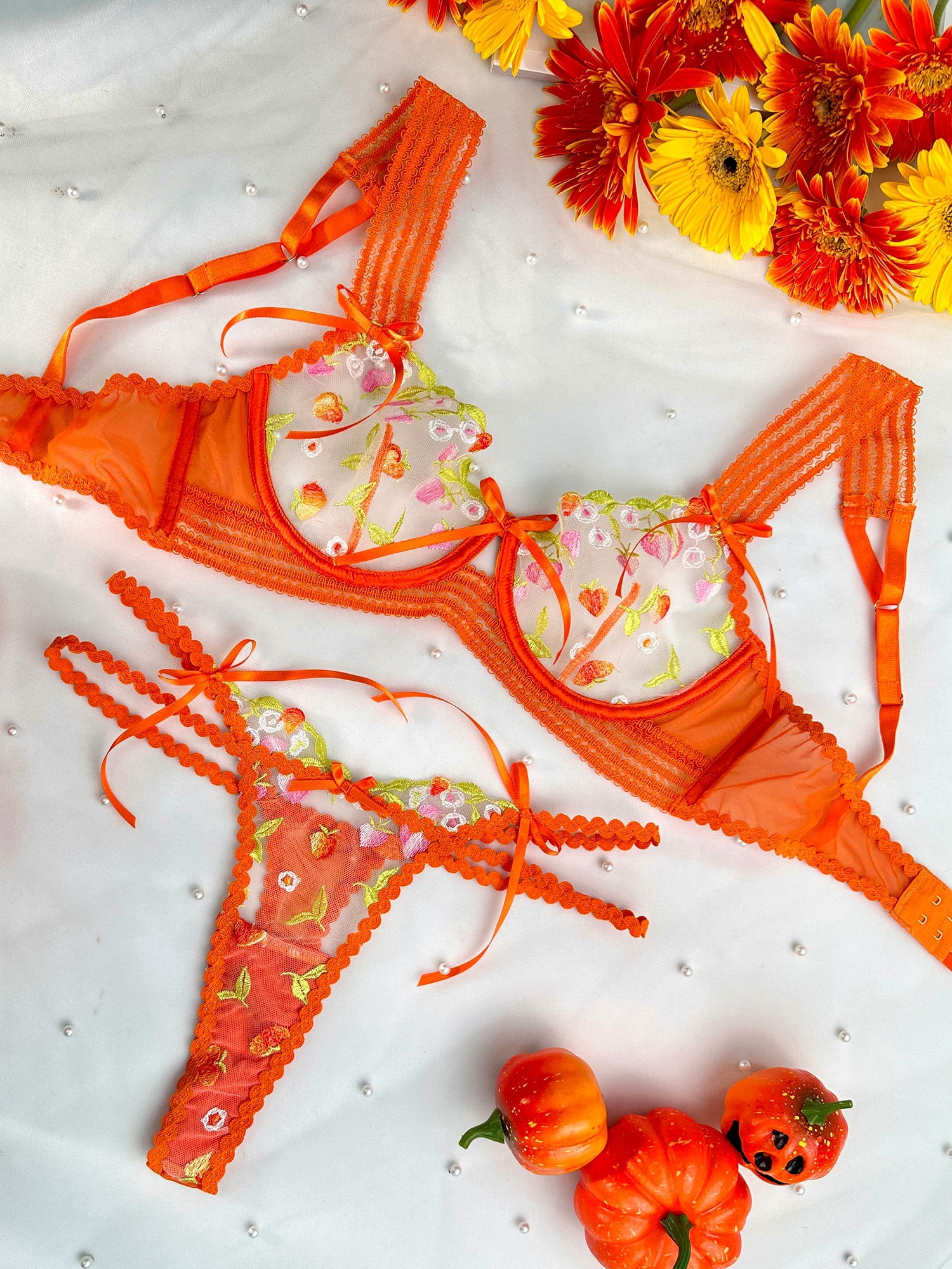 Sunny Meadow Floral Lace Lingerie Set (ORANGE, M+)