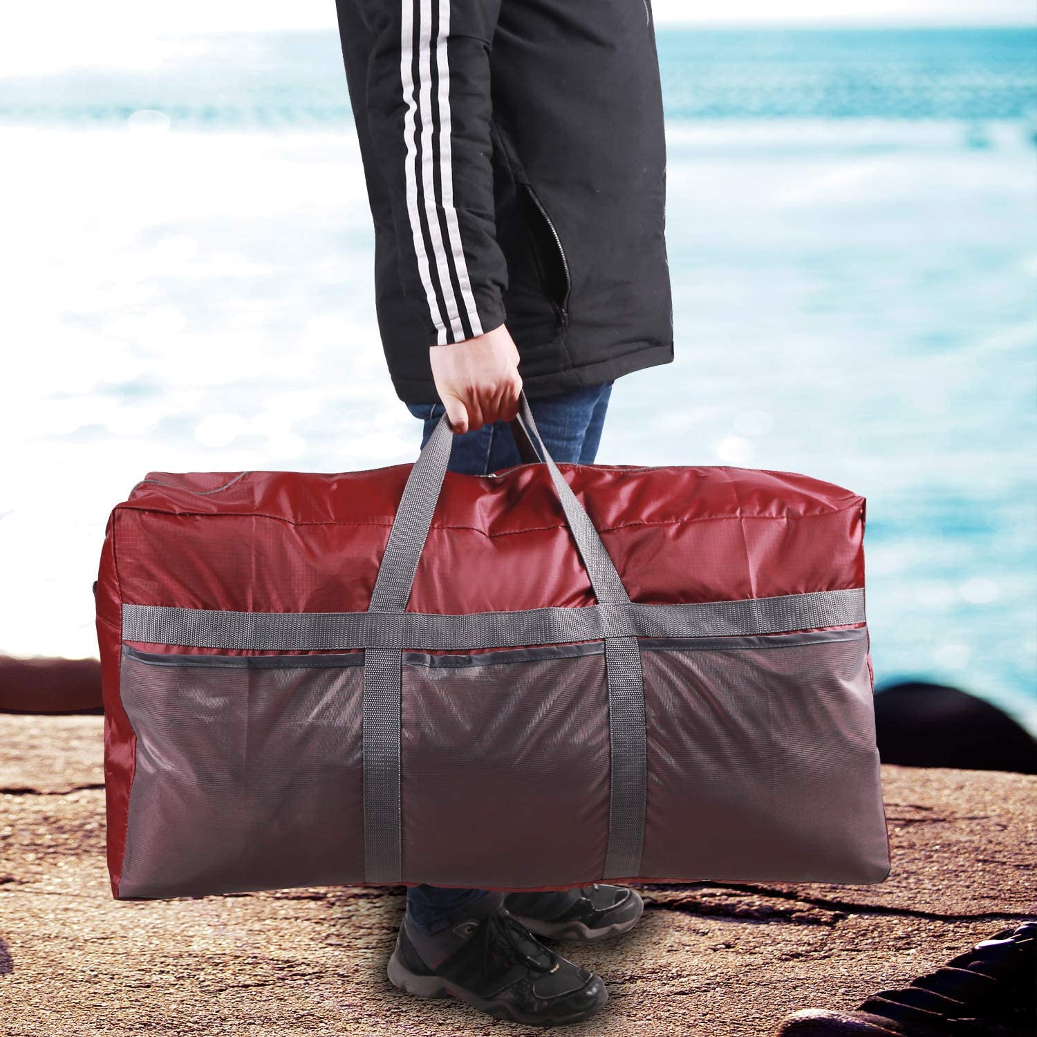 96L Extra Large Duffle Bag Lightweight Water Resistant Travel Duffle Bag Foldable for Men Women Wine Red
