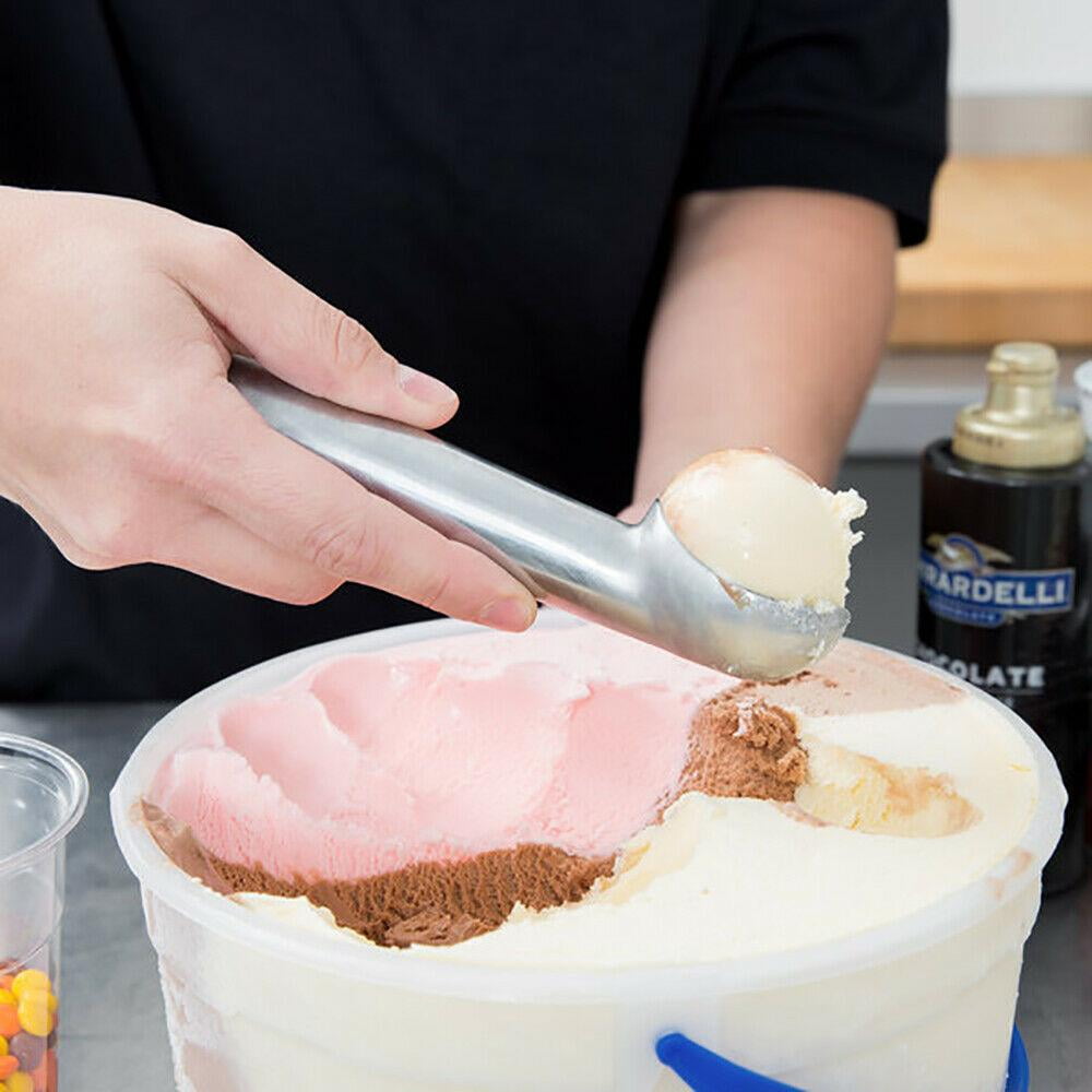 Ice cream scoop with on sale liquid in the handle