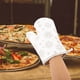 thumbnail image 3 of GOOHOCHY 1 juego de guantes de horno navideños y agarraderas de cocina resistentes al calor., 3 of 5