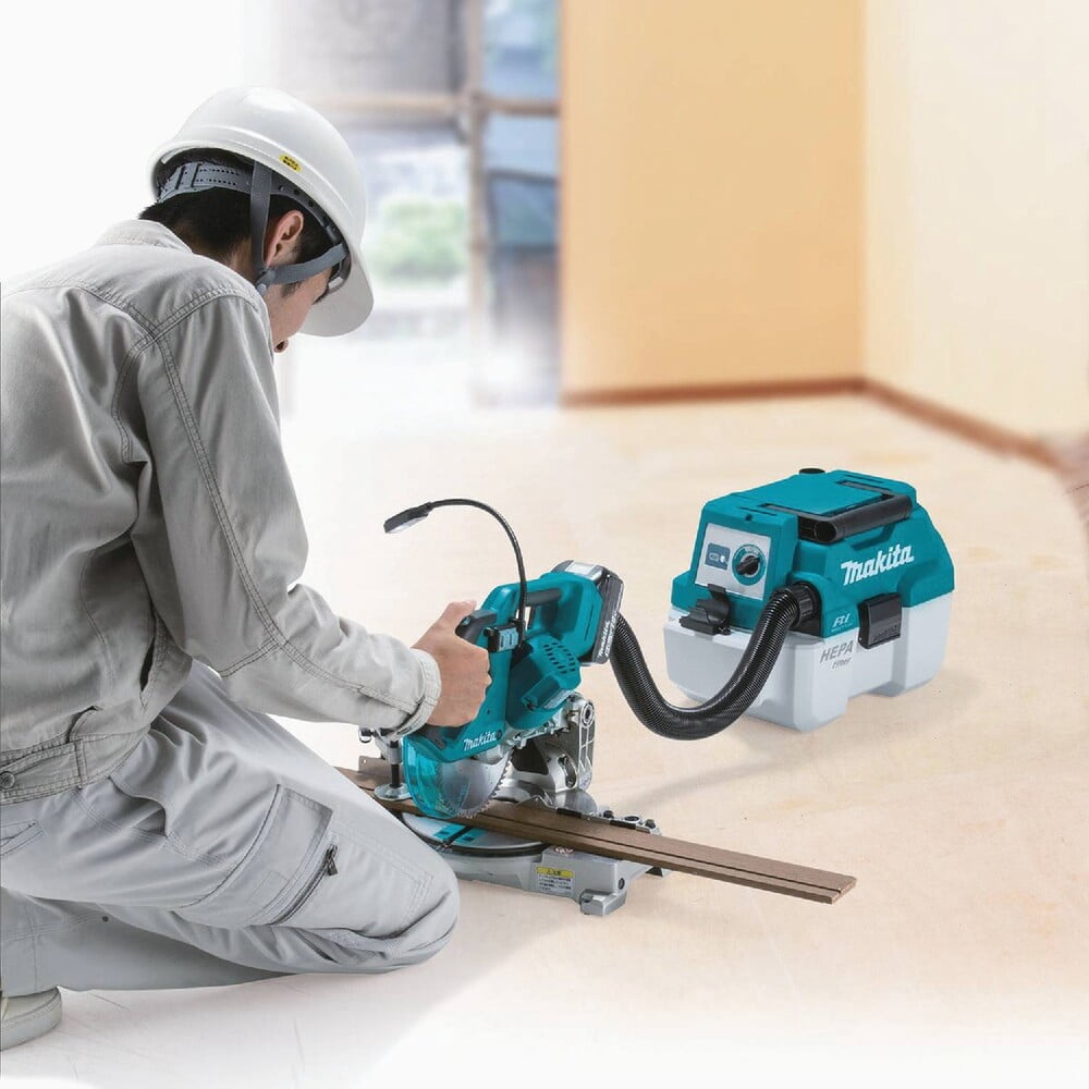 Makita 18V LXT 2 Gal. Lithium-Ion Brushless Cordless Wet/Dry Vacuum (Tool Only)