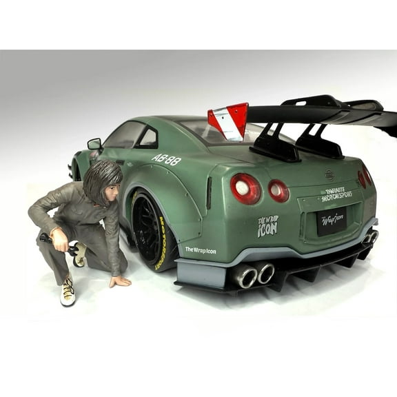 "Top Tuners" Figure #5 "Premium" Series for 1/24 scale models by American Diorama