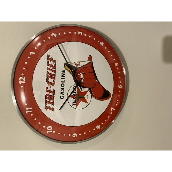 Vintage style TEXACO FIRE CHIEF Gas and OIL Round Clock (12" INCH) NEW with GLASS FACE