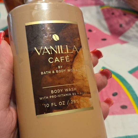 Bath & Body Works Vanilla Cafe Body Wash 10 oz