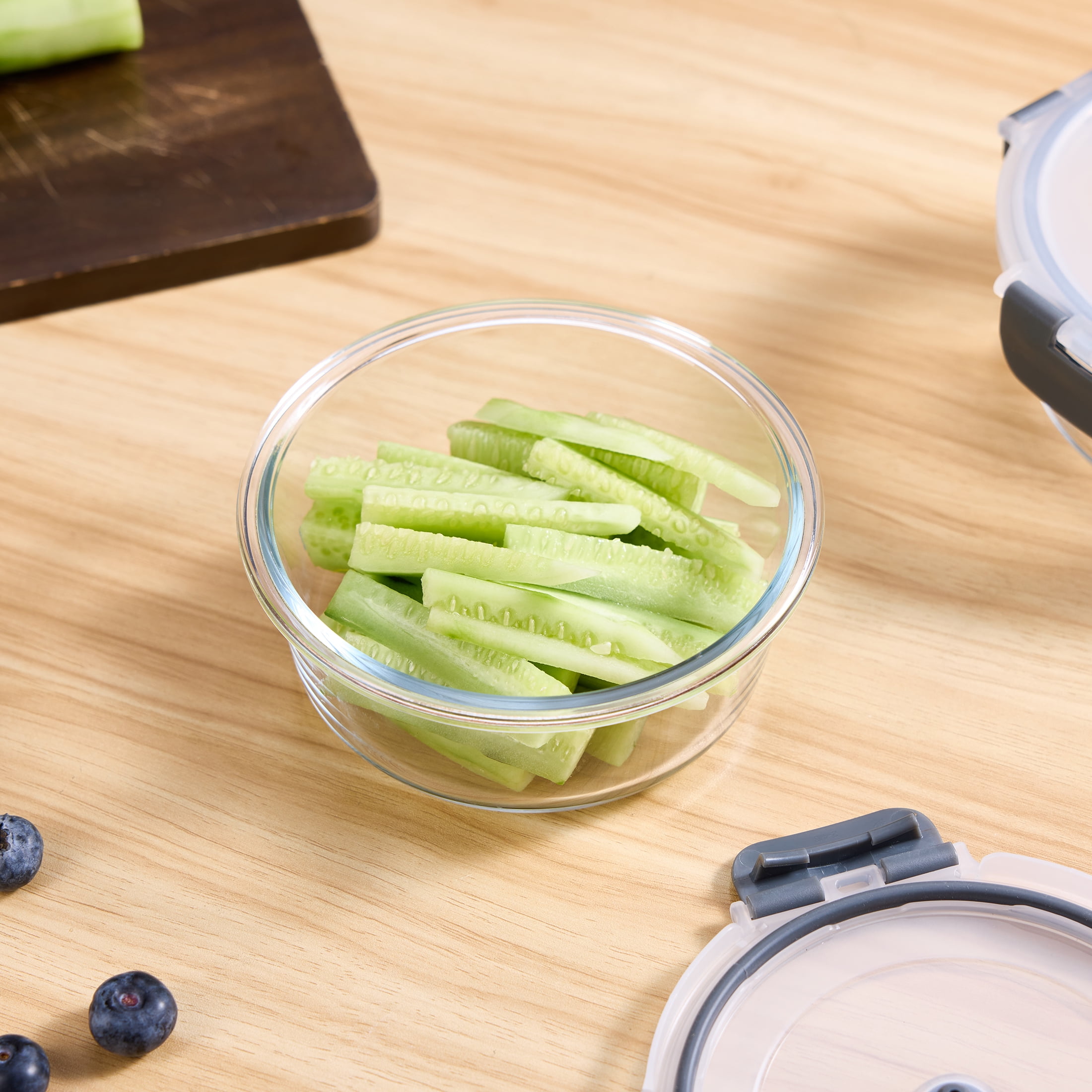 Mainstays Round Glass Food Storage Container 630ml