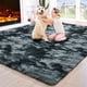 thumbnail image 1 of Alfombra Noahas 91x152 cm de felpa con teñido anudado en negro y gris, 1 of 7