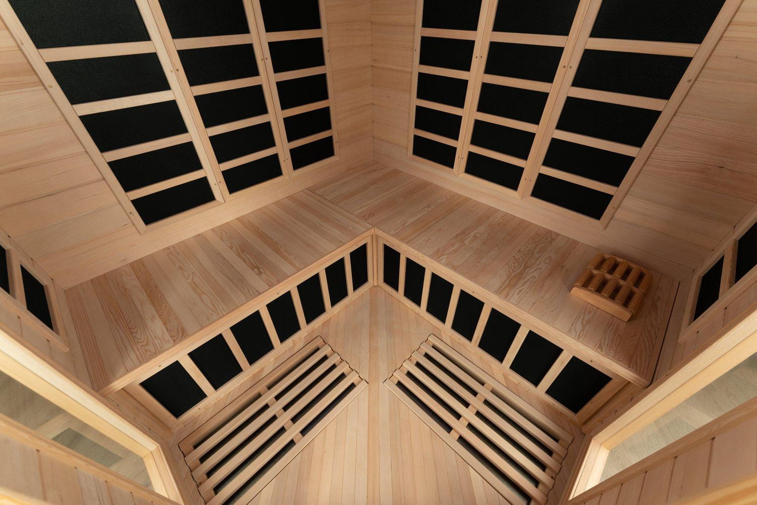 Blisspod 4-5 Person Far Infrared Sauna Premium Hemlock, Low EMF, 12 Heaters, Corner, Spacious.