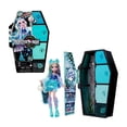 thumbnail image 1 of Muñeca Monster High Skulltimates Destellos de Horror Lagoona, 1 of 4