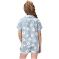 thumbnail image 4 of Odeerbi 2-12 Años Niños Niñas Pijama de Verano de Satén Con Solapa de Muesca Camisas de Manga Corta Conjunto de Shorts Suave Estampado de Margaritas Ropa de Dormir, 4 of 5