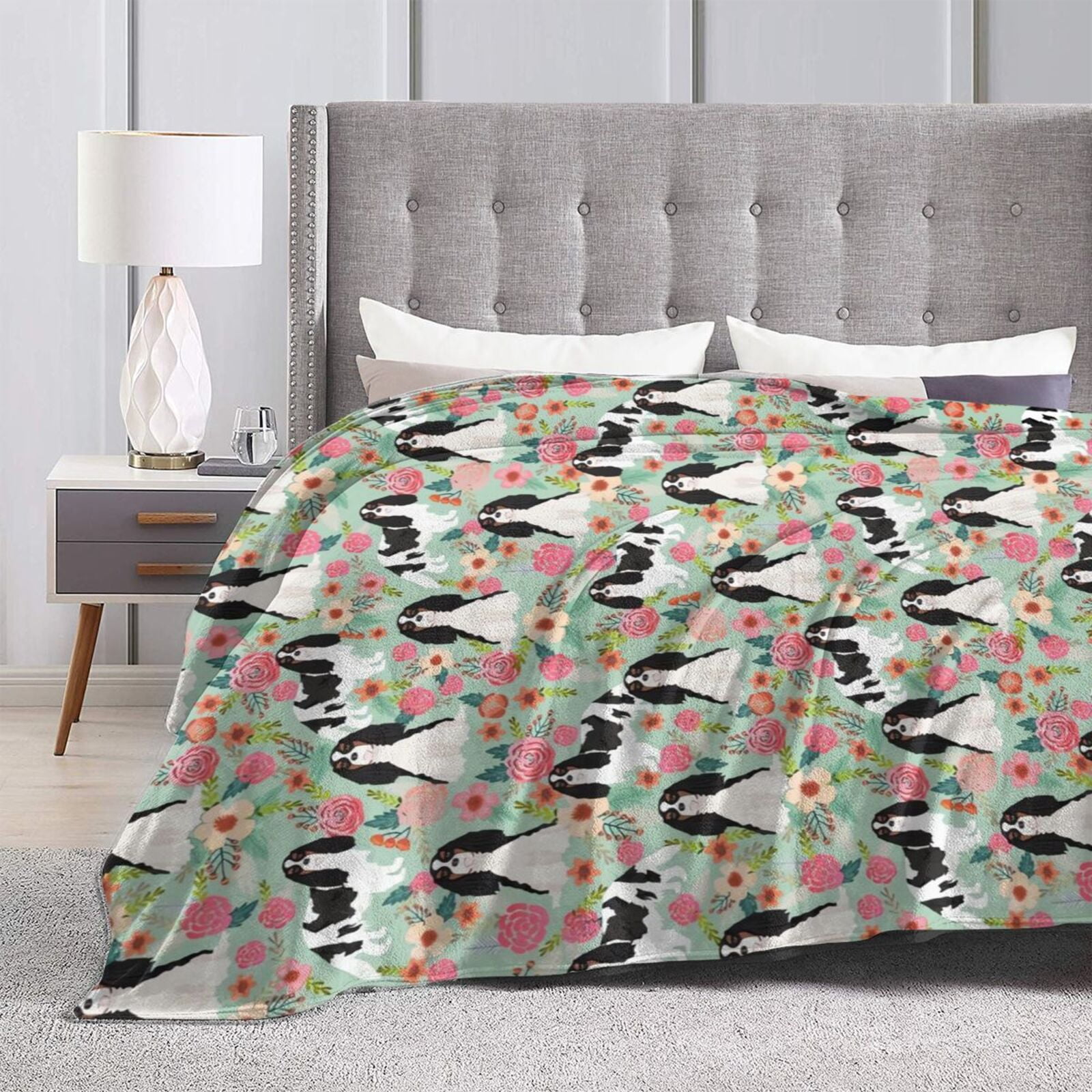 Wijzvio Spaniel Dogs Flower Floral Throw Blanket Soft Fuzzy Fleece Blanket For Couch Bed Living Room Decoration 50"X40"