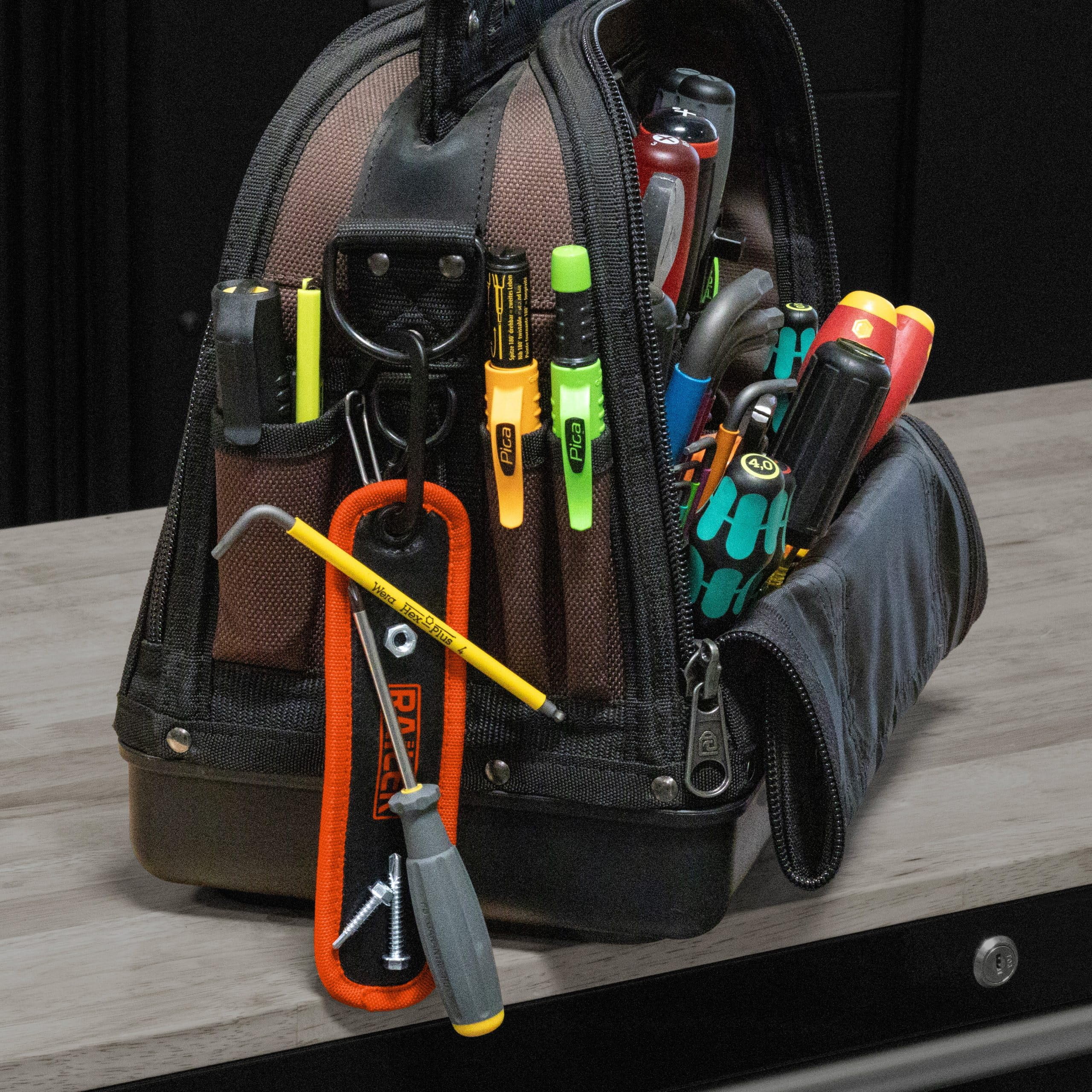 Railer MagMat Strap | Premium Magnetic Tool Pad with Carabiner. Durable Non-Slip Magnetic Tray Holds Up to 6.5lb | Efficient Tool Organizer for Workshop & Garage