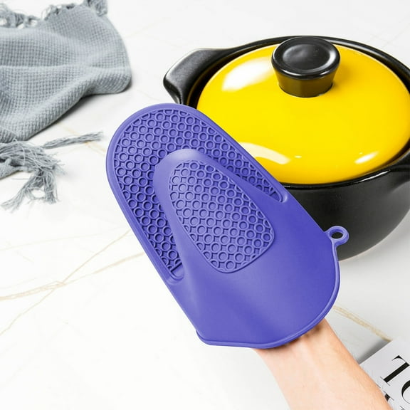 Heat-Resistant Silicone Cooking Gloves for Safe Baking and Grilling | Enhanced Grip and Durability